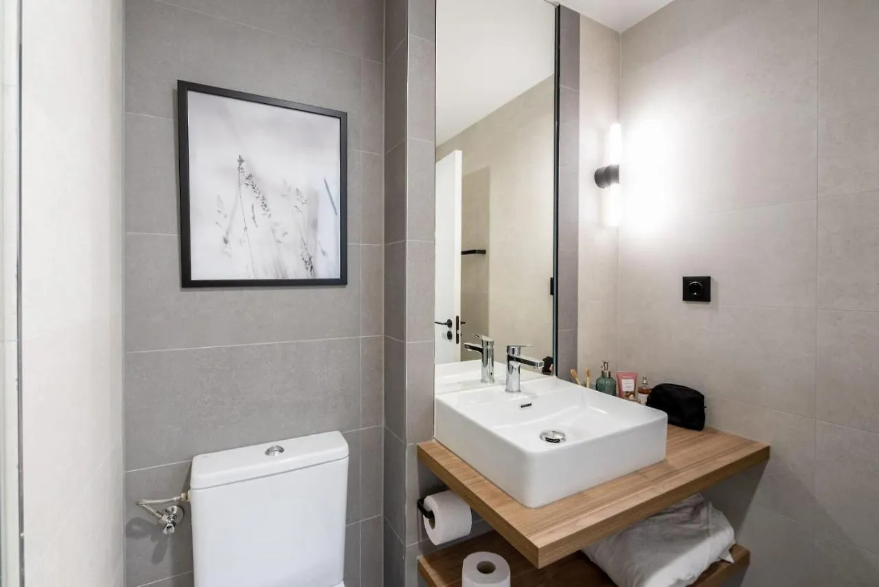 Aparthotel Be Casa - San Sebastian De Los Reyes